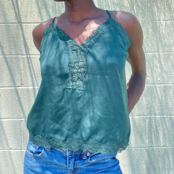 Lace top - Picture 1 of 2